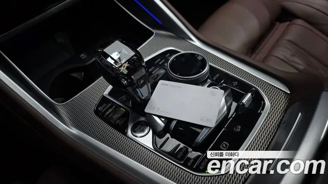 BMW X6 xDrive40i M Sport — Фото автомобиля 9