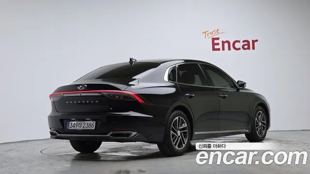 Hyundai Grandeur Новый Grandeur IG — Фото автомобиля 2
