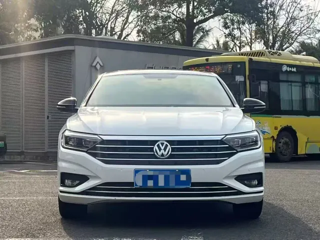 Volkswagen Sagitar — Фото автомобиля 2