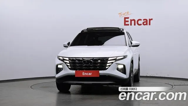 Hyundai Tucson Tucson (NX4) Бензин 1.6 турбо 2WD — Фото автомобиля 3