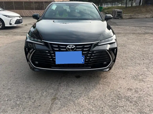 Toyota Avalon — Фото автомобиля 2