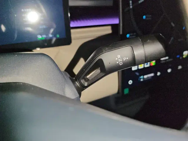 Lynk & Co Lynk & Co Z20 2025 530km RWD Max — Фото автомобиля 10