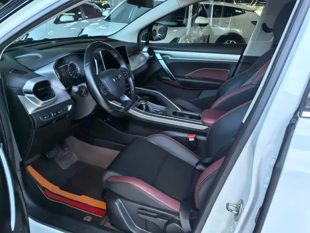 Geely Binyue — Фото автомобиля 7