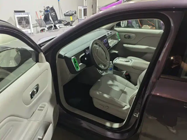 Leapmotor B10 — Фото автомобиля 8