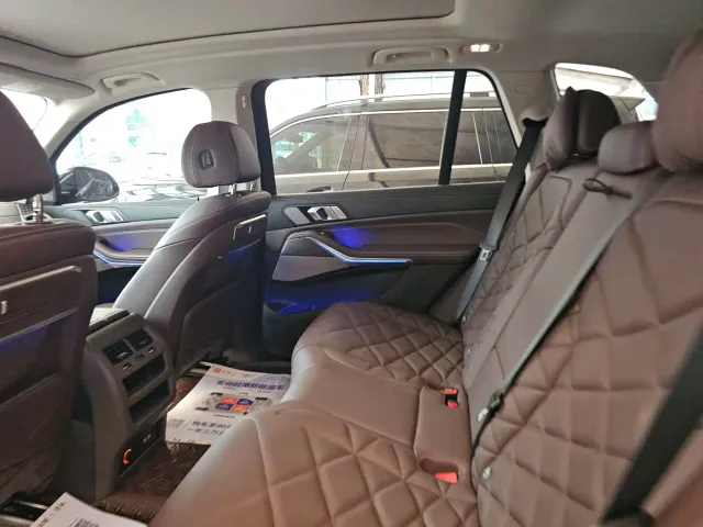BMW X5 — Фото автомобиля 9