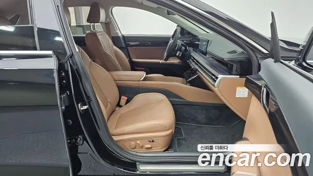 Hyundai Grandeur GN7 — Фото автомобиля 11