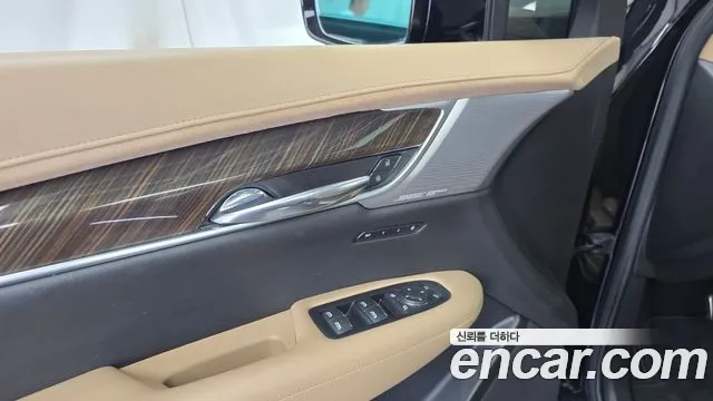 Cadillac XT6 — Фото автомобиля 27