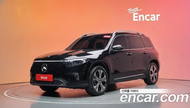 Фотография автомобиля — Mercedes-Benz EQB X243
