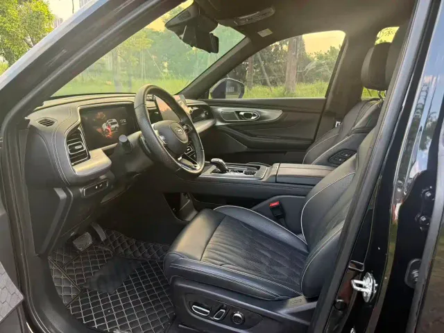 GAC Trumpchi GS8 — Фото автомобиля 6