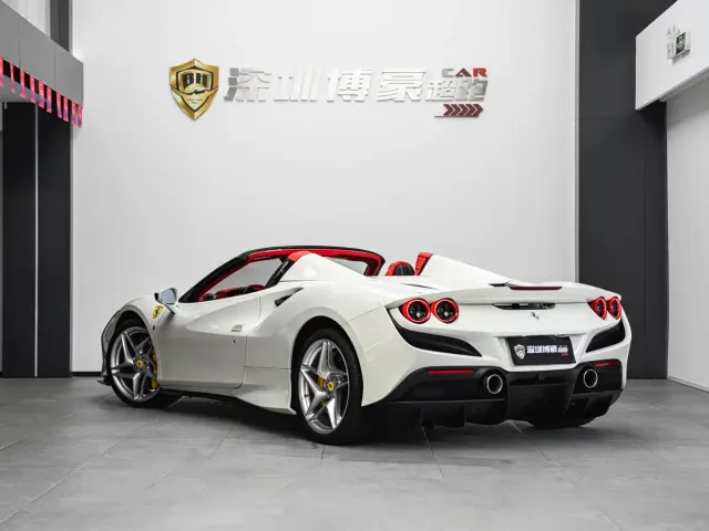 Ferrari F8 — Фото автомобиля 10