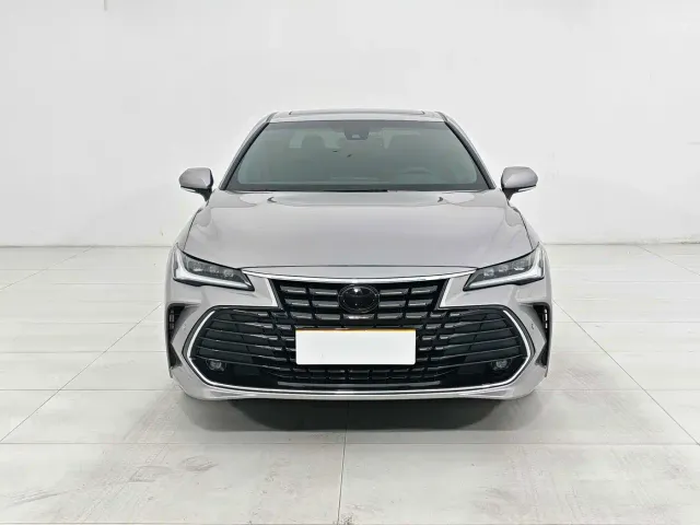 Toyota Avalon — Фото автомобиля 3