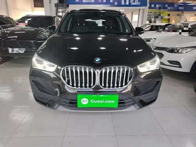BMW X1 — Фото автомобиля 2