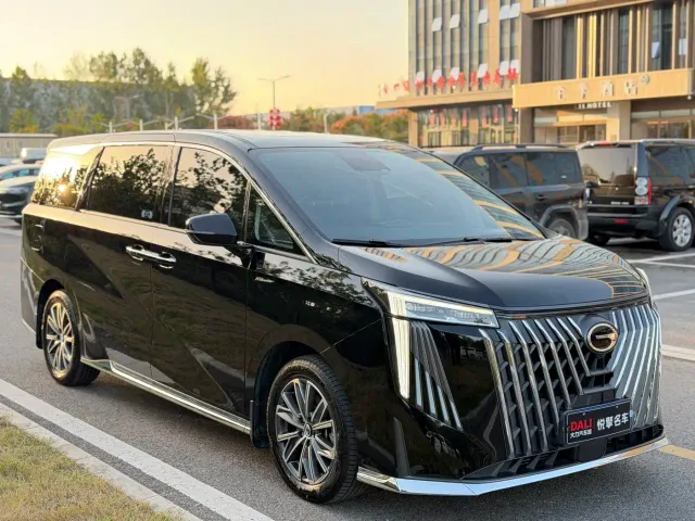 Фотография автомобиля — GAC Trumpchi M8