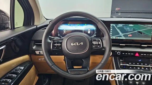 Kia Canival — Фото автомобиля 3