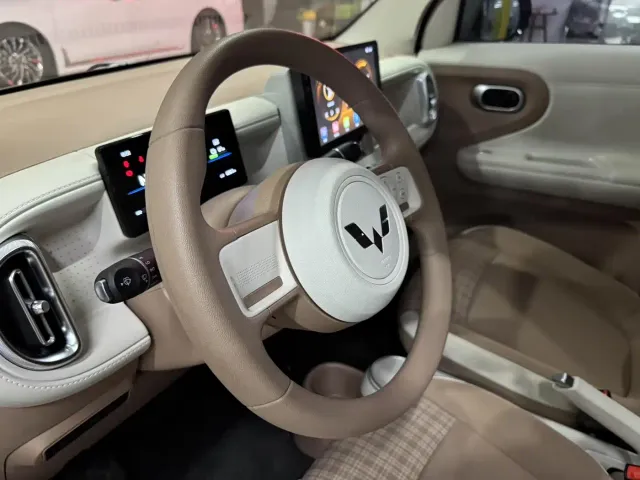 Wuling Hongguang Mini EV — Фото автомобиля 8