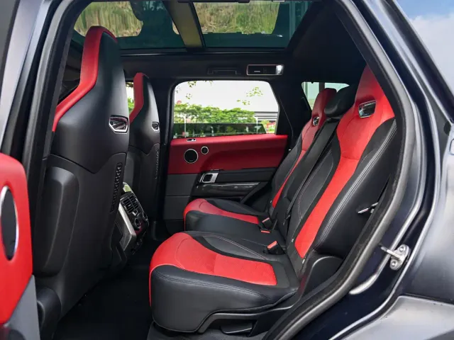 Land Rover Range Rover Sport — Фото автомобиля 7