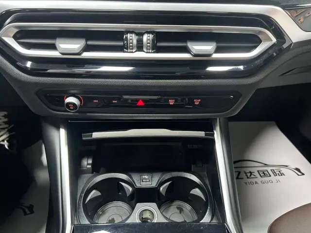 BMW 3 Series — Фото автомобиля 18