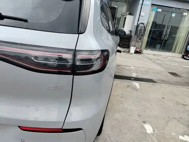 Geely Galaxy E5 — Фото автомобиля 7