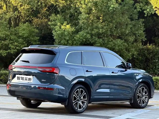 Aito M7 — Фото автомобиля 6
