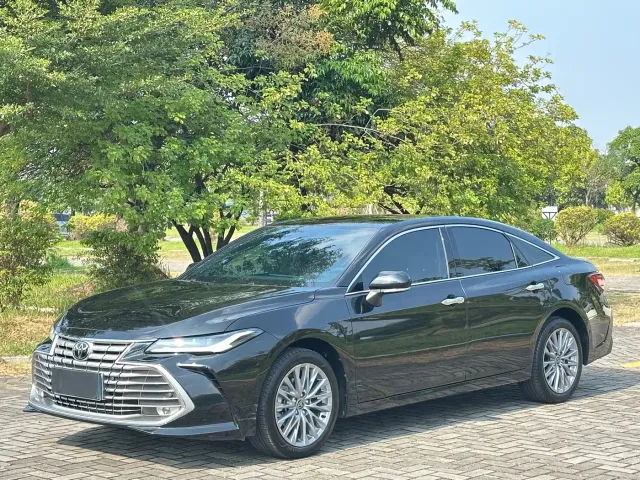 Фотография автомобиля — Toyota Avalon