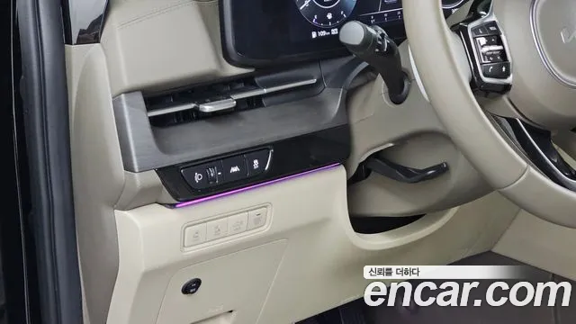 Kia Carnival 4th Gen — Фото автомобиля 30