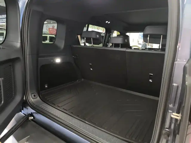 BYD FangChengBao Leopard 5 — Фото автомобиля 18