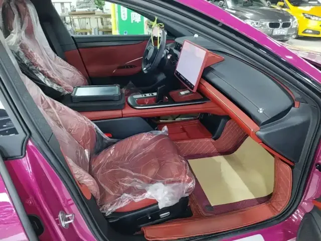 Xiaomi SU7 — Фото автомобиля 24