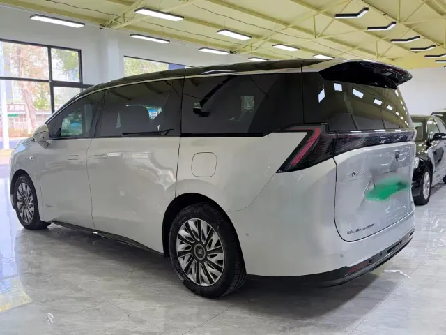 Buick Zhijing Shijia — Фото автомобиля 5