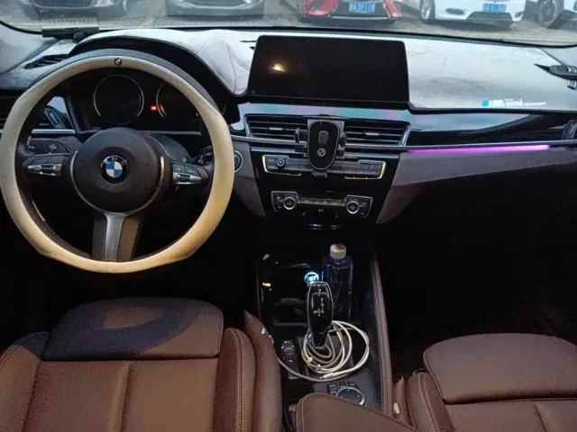 BMW X1 — Фото автомобиля 12