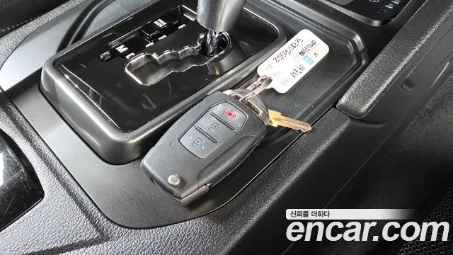 KG_Mobility_Ssangyong Rexton Новый Rexton Sport Khan Дизель 2.2 2WD — Фото автомобиля 13