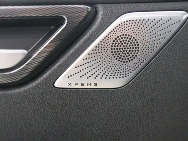 Xpeng G3 — Фото автомобиля 16
