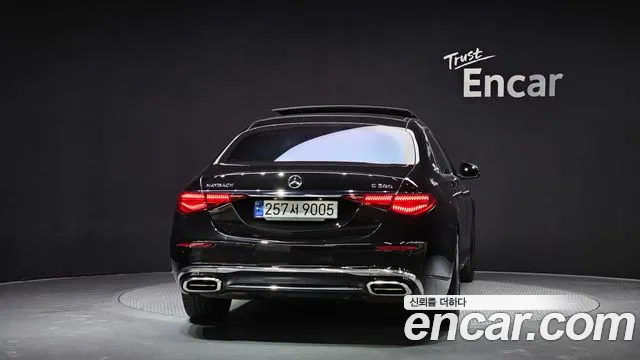 Mercedes-Benz S-Class — Фото автомобиля 4