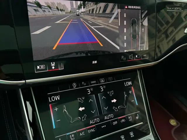 Audi A8 — Фото автомобиля 15