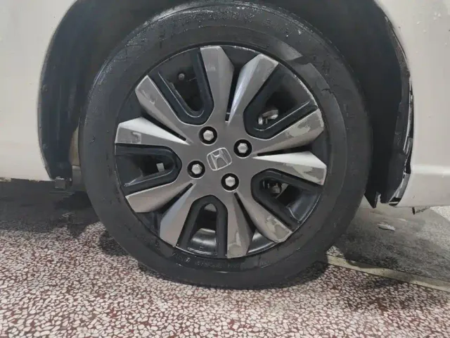 Honda Fit — Фото автомобиля 24