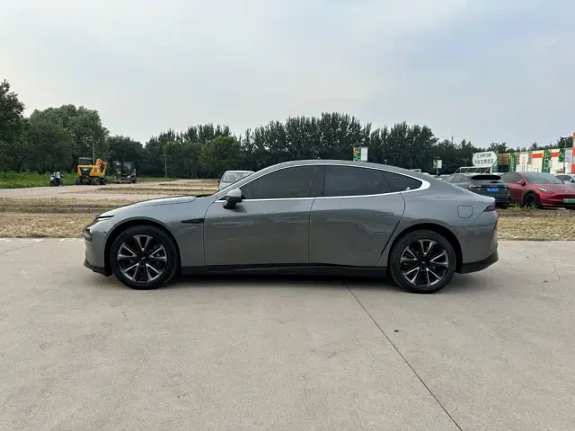 Xpeng P7 — Фото автомобиля 7