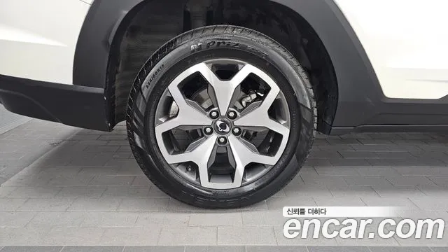KGM Torres — Фото автомобиля 5