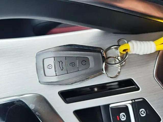 Geely Binyue — Фото автомобиля 8
