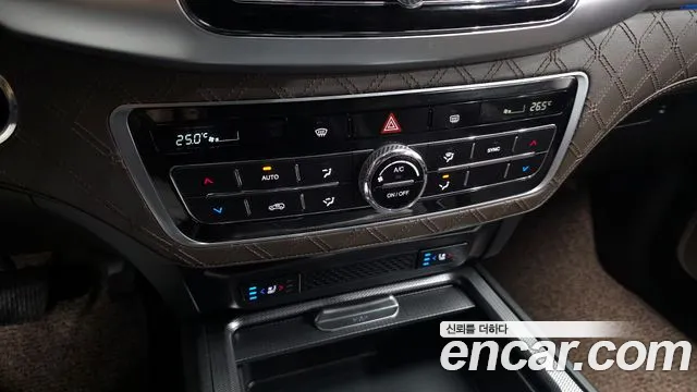 KG_Mobility_Ssangyong Rexton All Rexton Дизель 2.2 4WD — Фото автомобиля 16