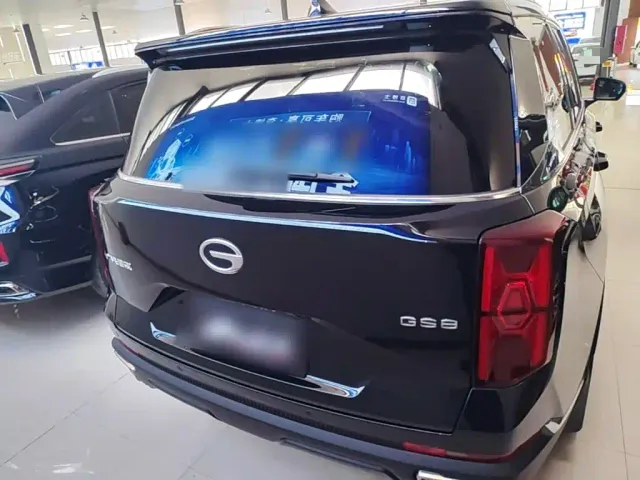 GAC Trumpchi GS8 — Фото автомобиля 5