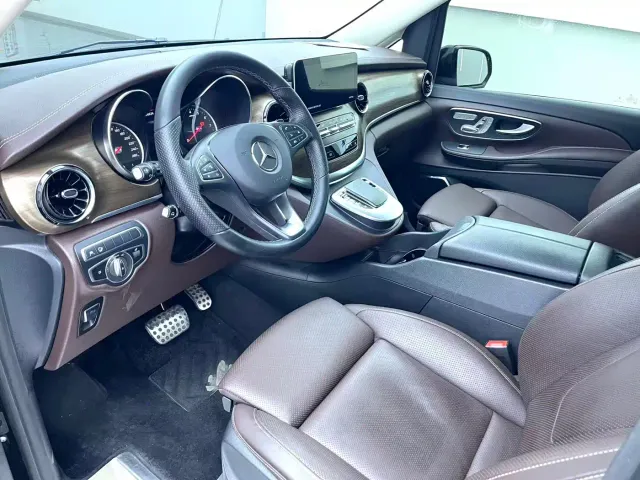Mercedes-Benz V-Class — Фото автомобиля 5