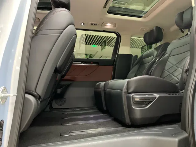 GAC Trumpchi E8 — Фото автомобиля 9
