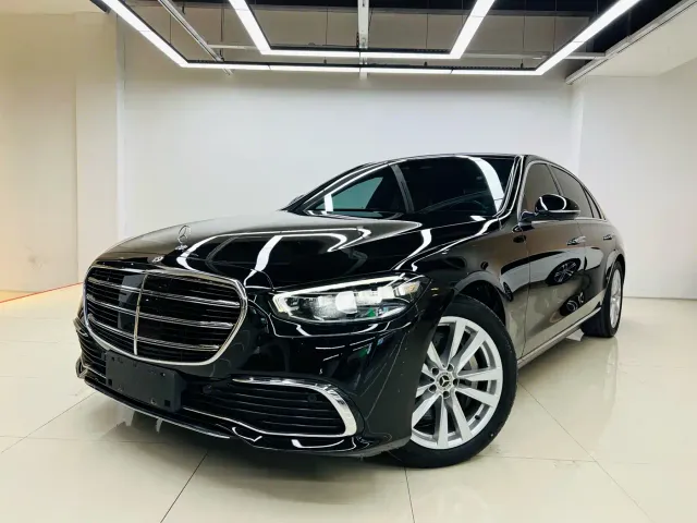 Фотография автомобиля — Mercedes-Benz S-Class