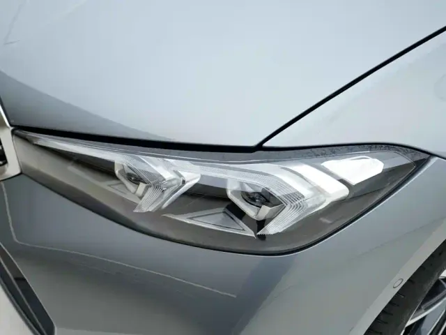 BMW 3 Series — Фото автомобиля 13
