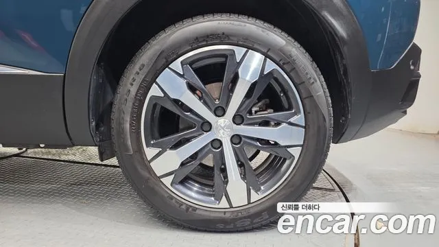 Peugeot 3008 — Фото автомобиля 6