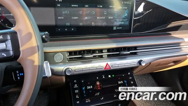Hyundai Grandeur Grandeur (GN7) 2.5 Бензин 2WD — Фото автомобиля 14