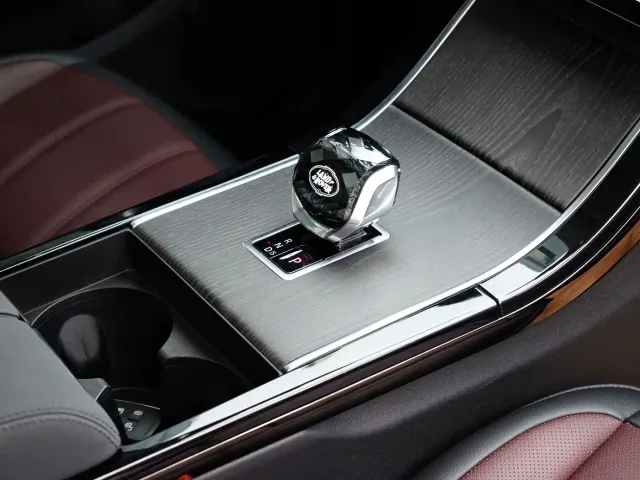 Land Rover Range Rover Evoque — Фото автомобиля 17