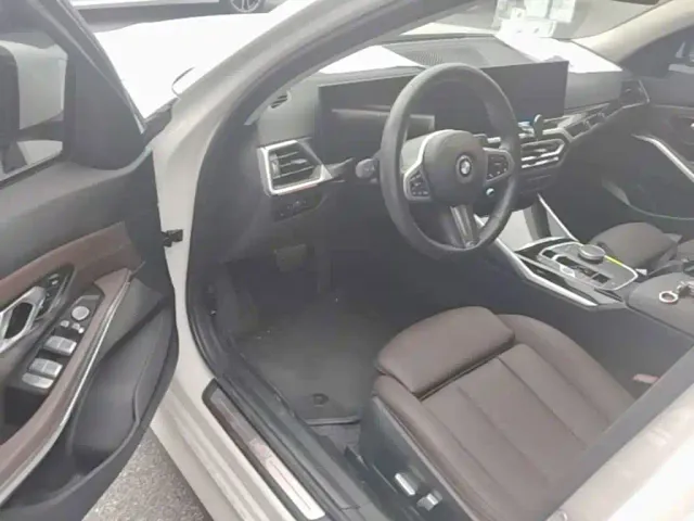 BMW i3 — Фото автомобиля 15