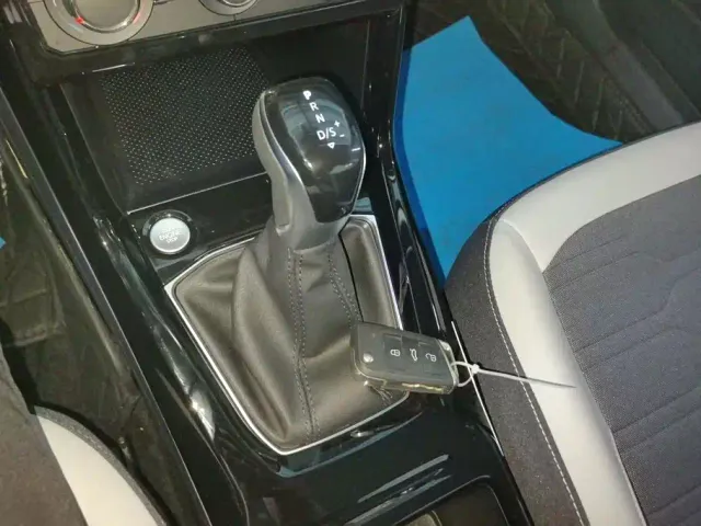 Volkswagen Tharu — Фото автомобиля 16