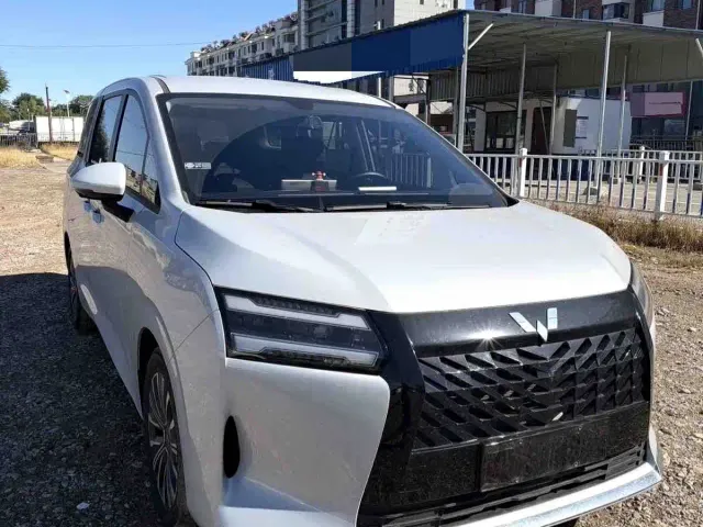 Wuling Starlight 730 — Фото автомобиля 2