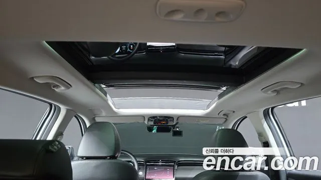 Hyundai Tucson Tucson (NX4) Дизель 2.0 2WD — Фото автомобиля 18